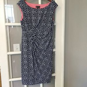 connected apparel Navy and White Geometric Sheath Dress with Side Ruching